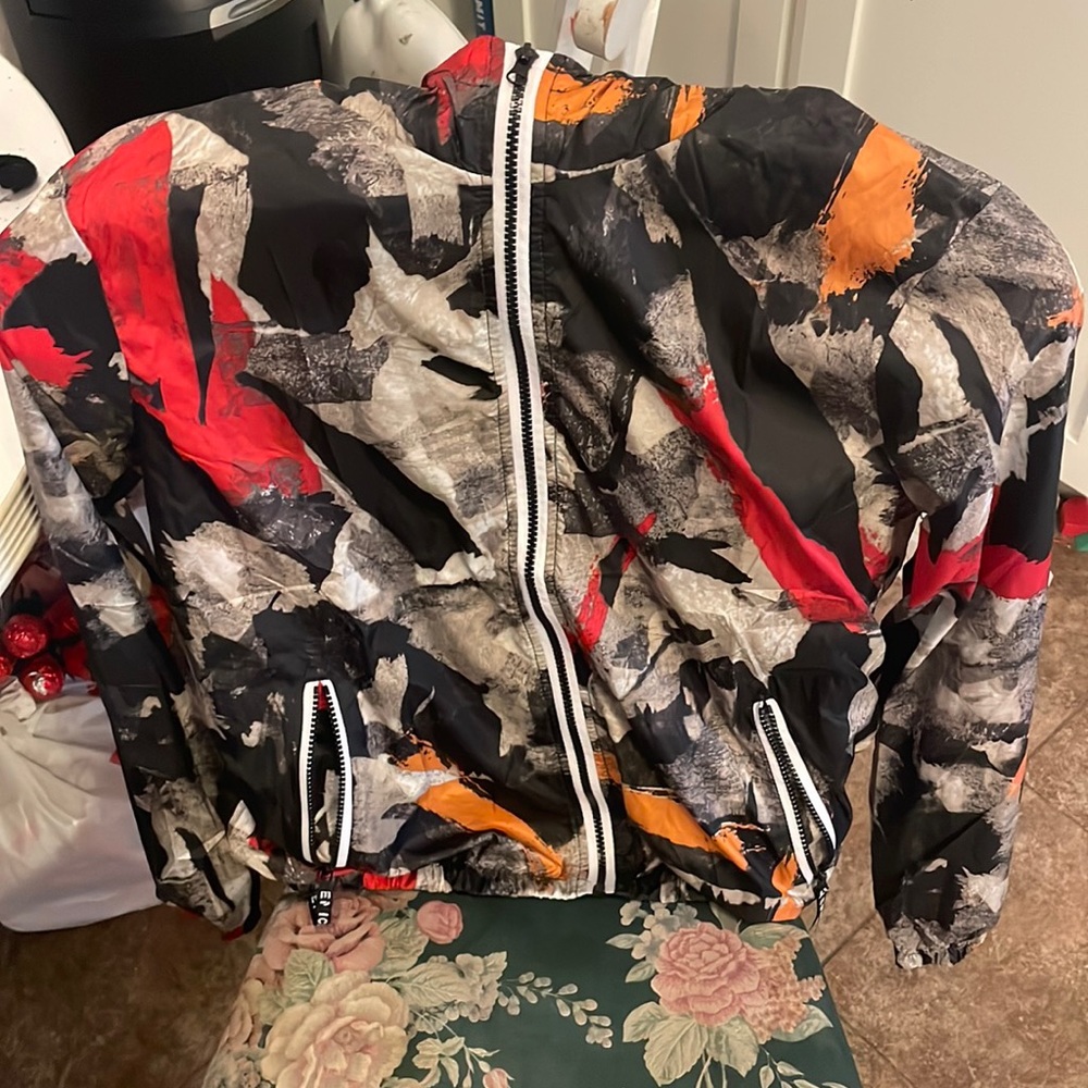 Windbreaker jacket